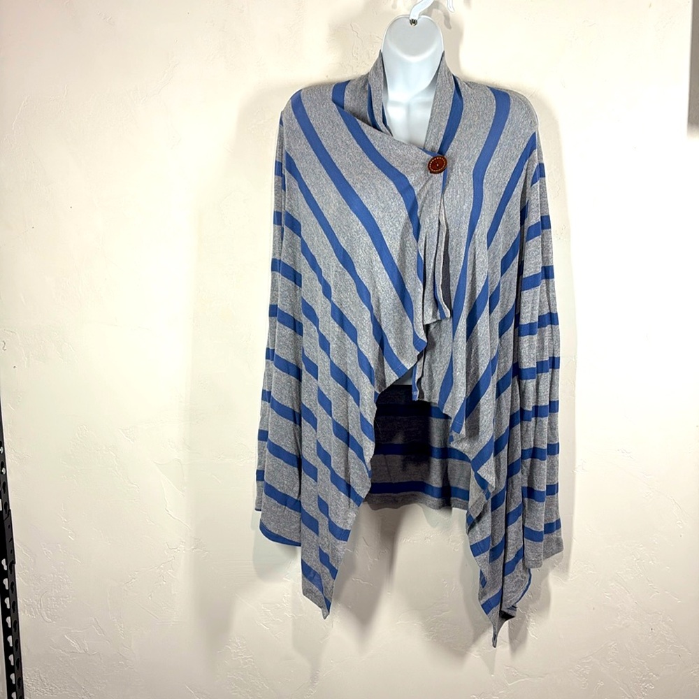 Bobeau blue stripe wrap cardigan size medium